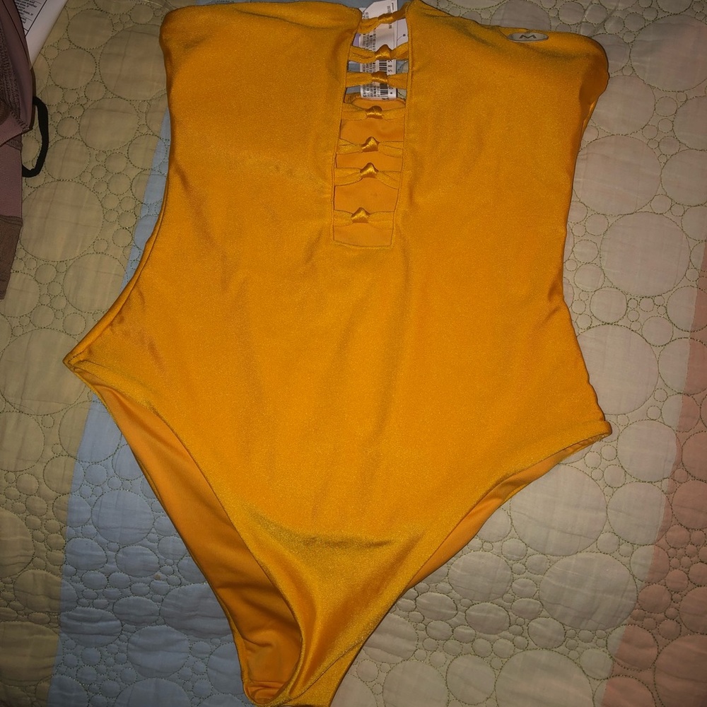 NWT FORVER 21 one piece